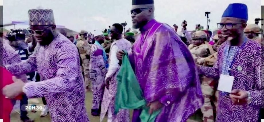 Guinée:Un pays qui tourne au ralenti avec une élite ambivalente qui ne sait que danser (Par Aissatou Cherif).