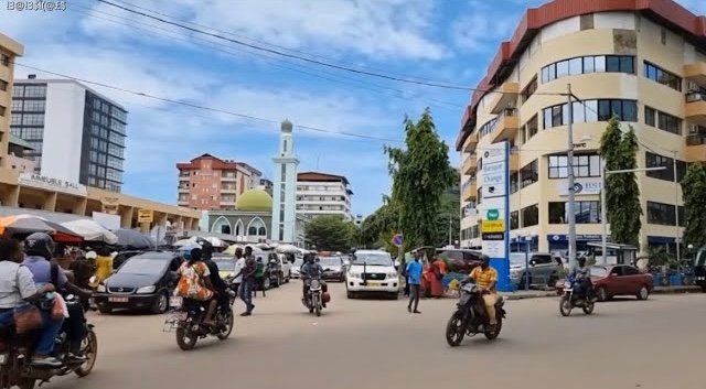 Urgent : Kaloum en vente aux enchères ?