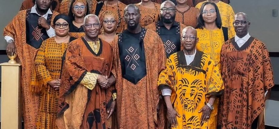 Guinée/Le Septennat de l’Exigence – Pourquoi le Président Doumbouya doit opter pour une rupture radicale ? (Par Aboubacar Tely Barry).