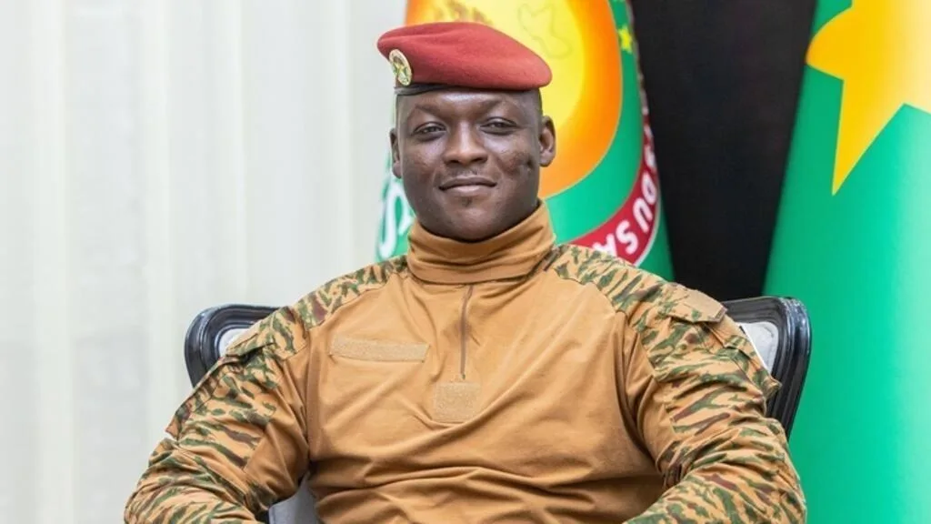 Burkina Faso: les partis politiques dissous au nom de la «refondation de l’État»