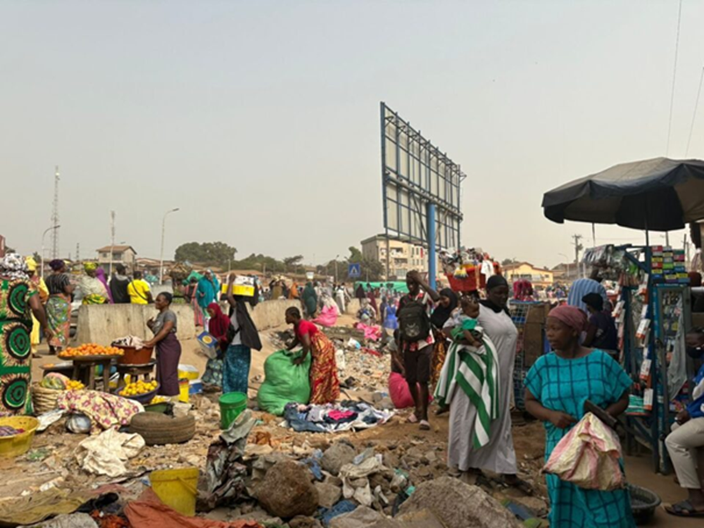 Guinée : l’espoir pour les vendeuses du marché Km36