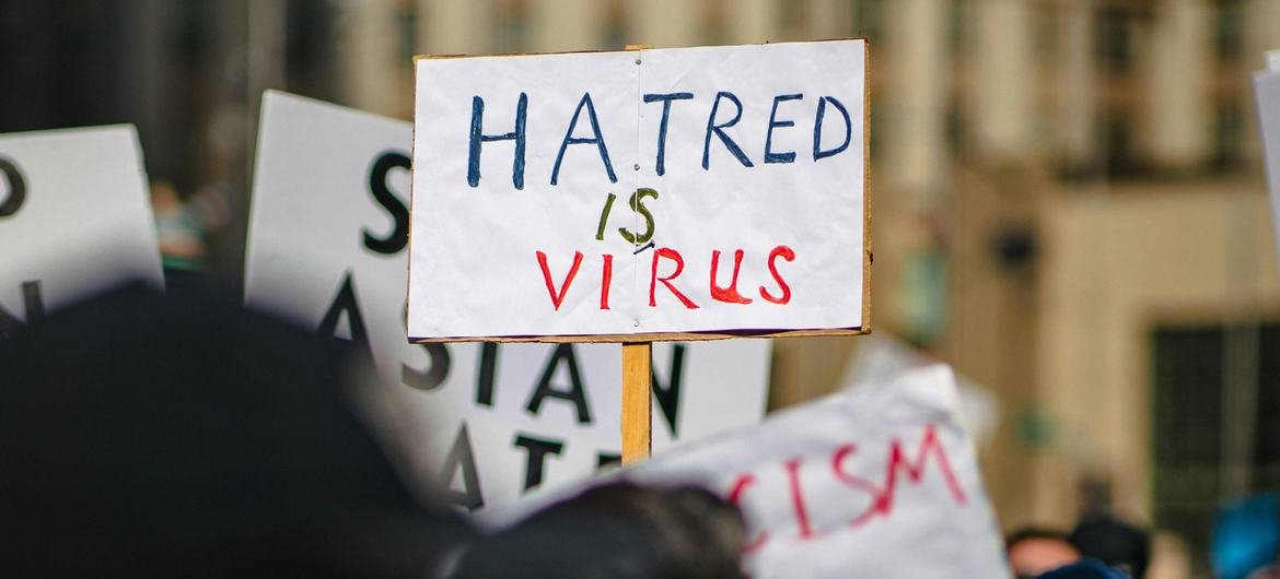 Sinistre et destructeur, le racisme doit être éradiqué