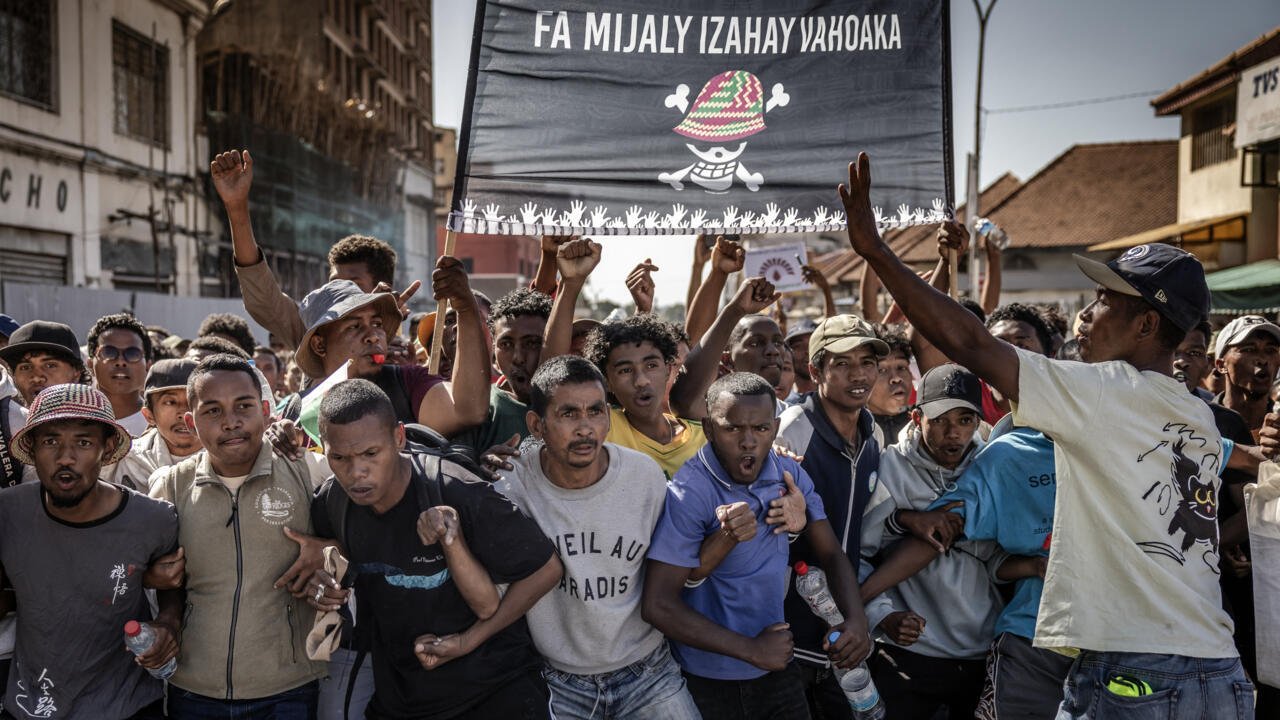 « Un signe qu’on doit revenir dans la rue » : à Madagascar, la Gen Z face au mur de la peur