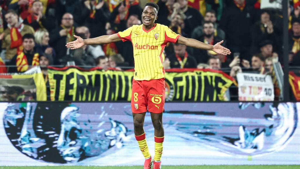 Mamadou Sangaré: «J&rsquo;ai un maillot de Marc-Vivien Foé à la maison»