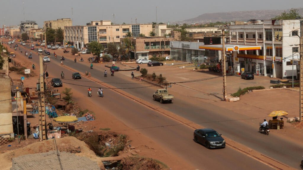 Mali: face au blocus décrété par les jihadistes, la pression s&rsquo;accroit sur les habitants de Bamako