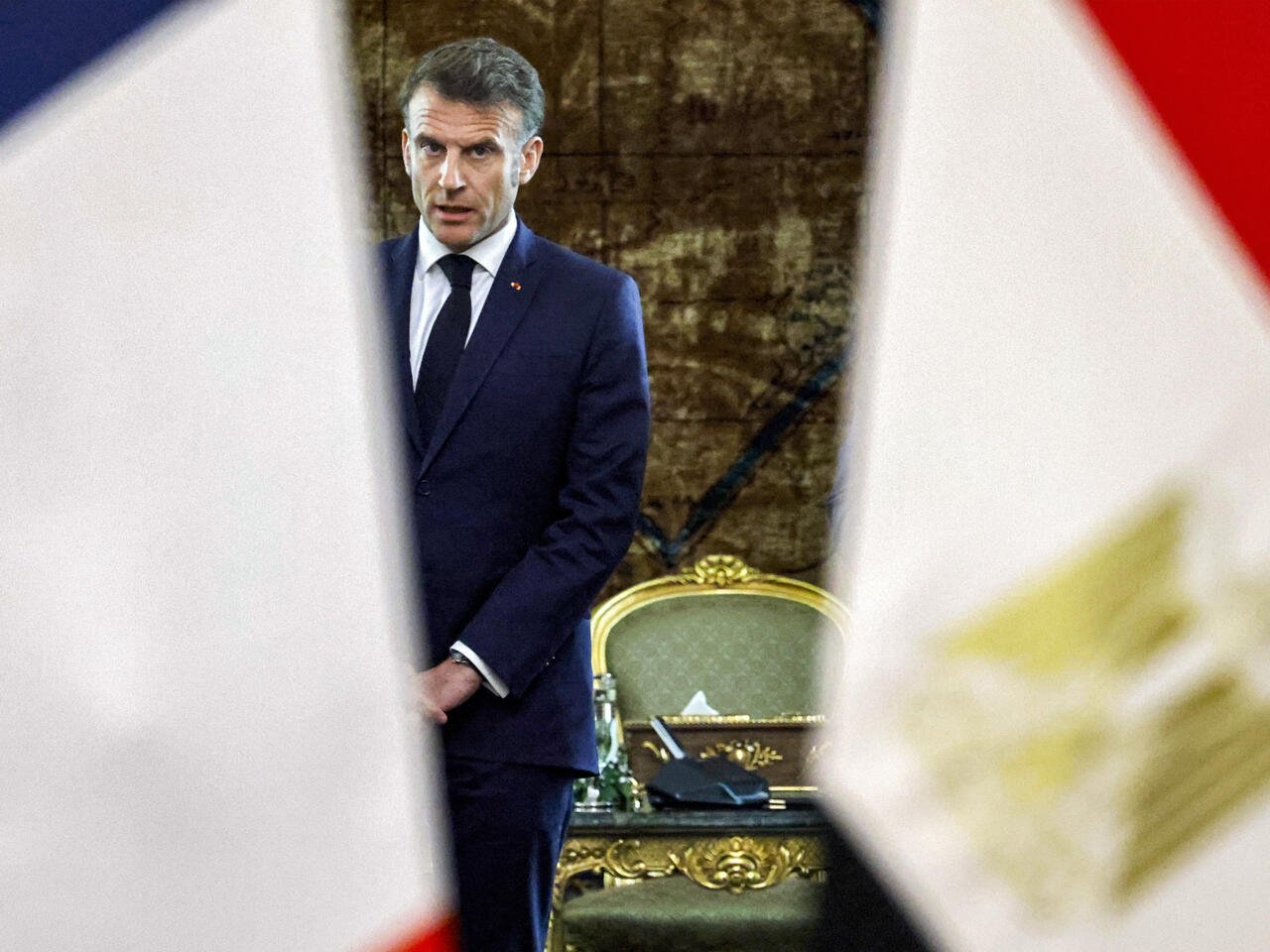 En quête d&rsquo;un « partenariat renouvelé » avec l&rsquo;Afrique, Emmanuel Macron débute sa tournée en Égypte