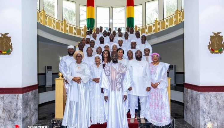 Guinée : Mamadi Doumbouya prépare t-il un mini-remaniement au sommet de l’État?