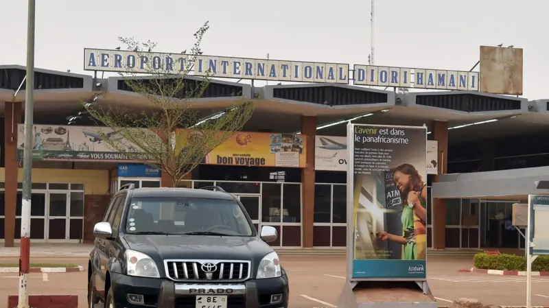 Au moins 35 morts après l&rsquo;attaque à l&rsquo;aéroport de Niamey