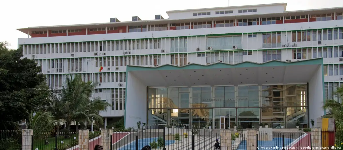 Adoption de la loi de révision constitutionnelle au Sénégal