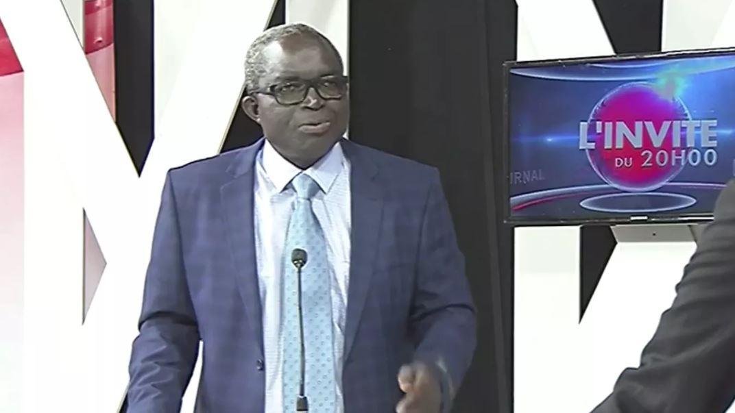 LE CHOC ENTRE L’EXÉCUTIF ET LE LÉGISLATIF : Les fonds politiques et… brumeux (Par Babacar Justin Ndiaye)