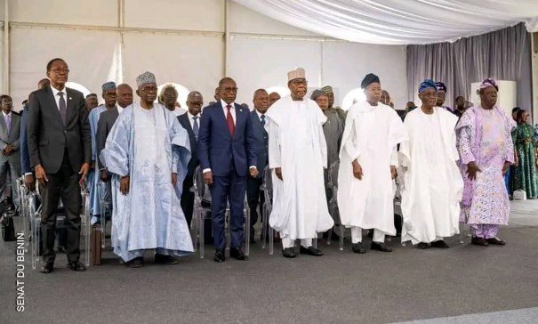 INSTALLATION DU SENAT AU BENIN : On voit venir Patrice avec ses gros…Talon