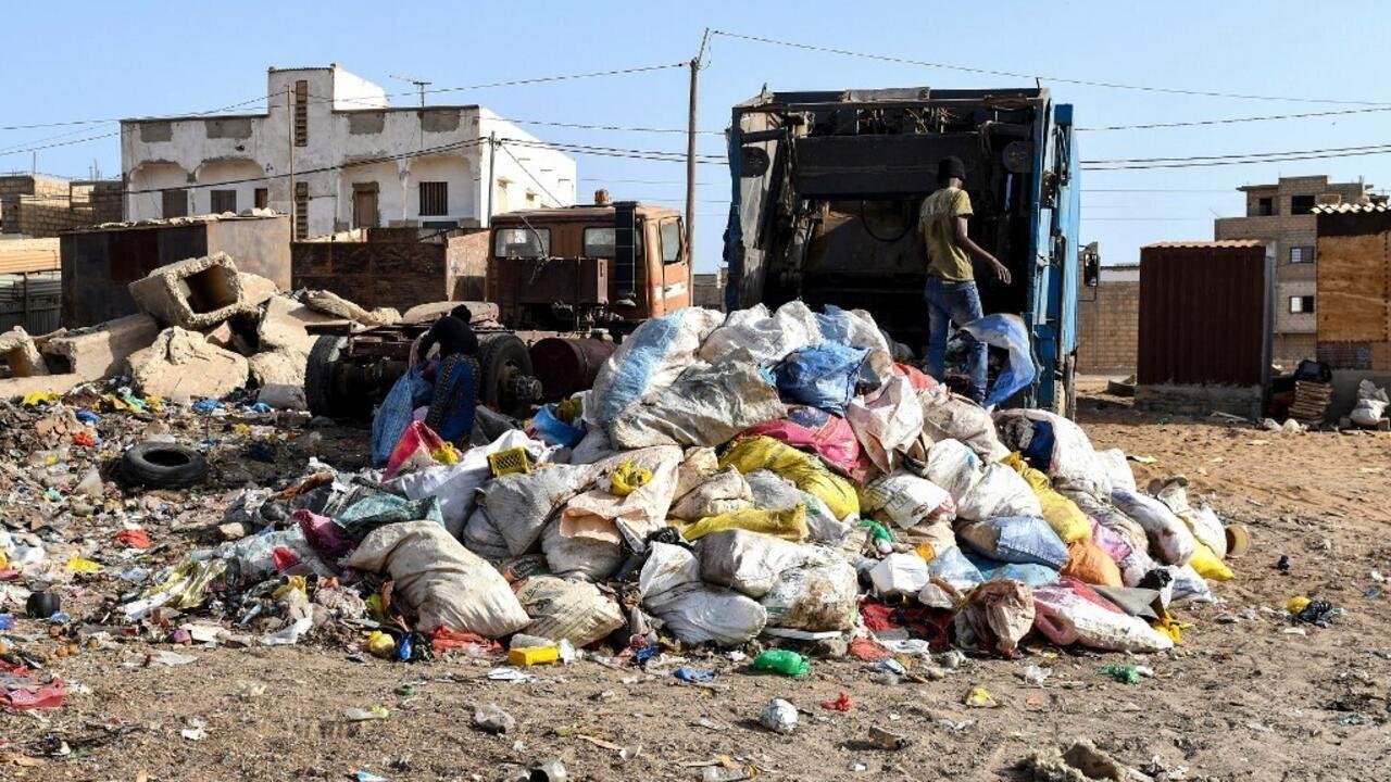 Sénégal: une initiative pour améliorer la gestion des ordures ménagères dans un quartier de Rufisque