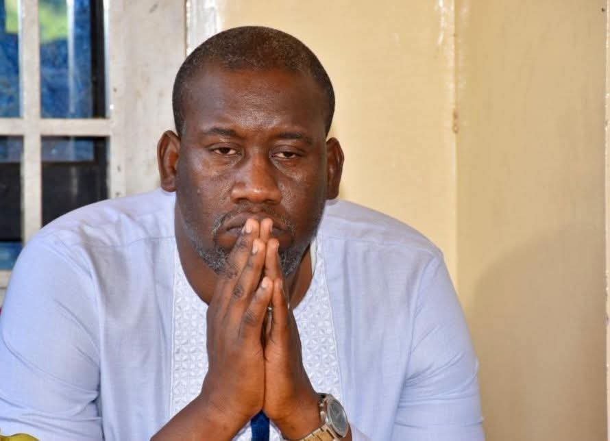 LIBÉRATION D&rsquo;ALIOU BAH : ENTRE SOULAGEMENT ET REFUS DE LA MASCARADE POLITIQUE