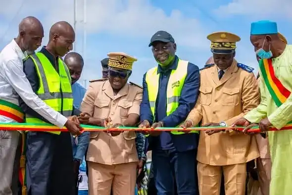 INTERNET OUEST-AFRICAIN : L’AXE BAMAKO-DAKAR POSE LES BASES D’UNE SOUVERAINETÉ NUMÉRIQUE RÉGIONALE